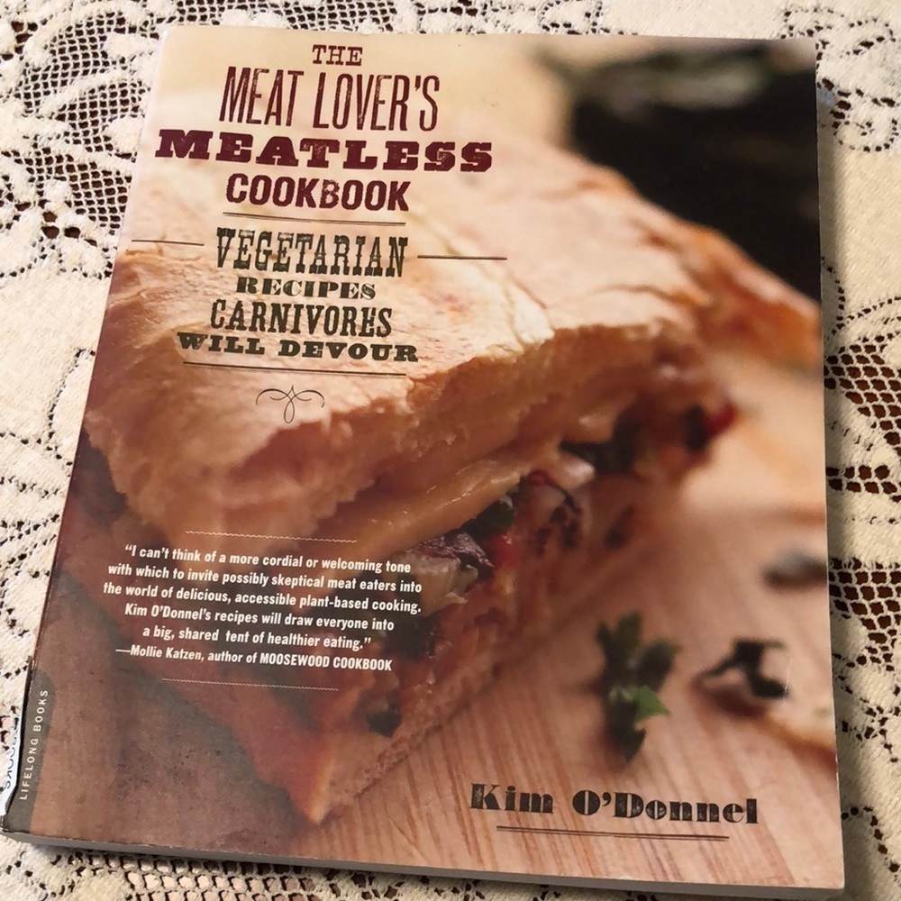 3/$25 The Meat Lover’s Meatless Cookbook Vegetarian Recipes Carnivores Devour